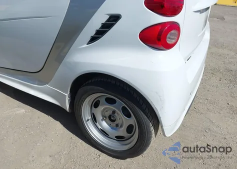 2015 Smart Fortwo Pure из США, поврежденный, VIN WMEEJ3BA2FK807905